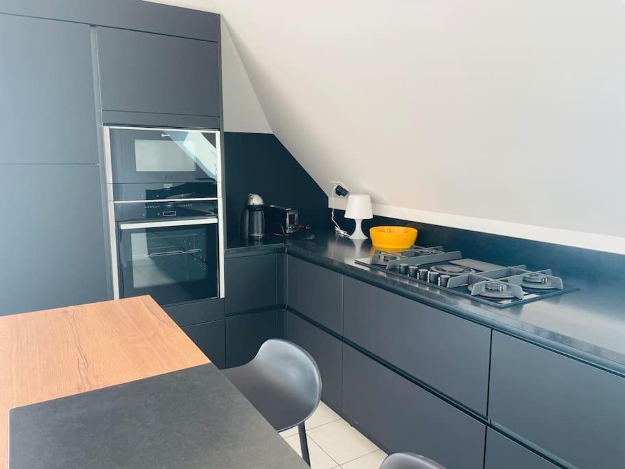 Appartement Lumineux Et Spacieux, Terrasse Et Parking Prive Concarneau Kültér fotó