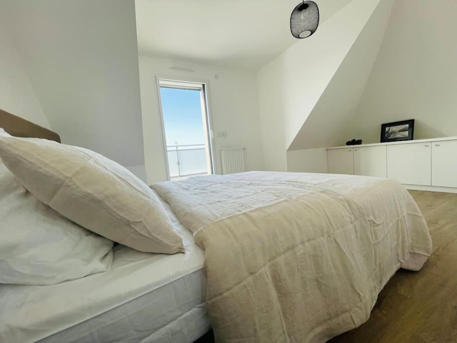 Appartement Lumineux Et Spacieux, Terrasse Et Parking Prive Concarneau Kültér fotó